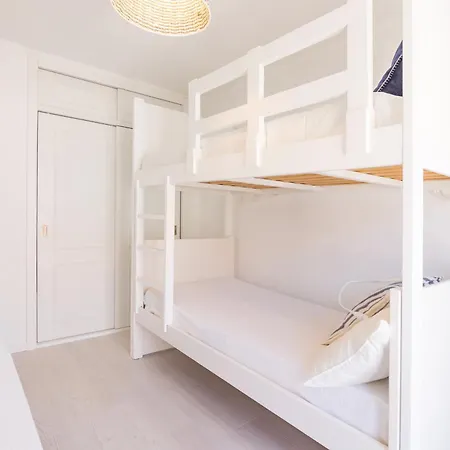 Moon House Апартаменты Praia da Lourinha